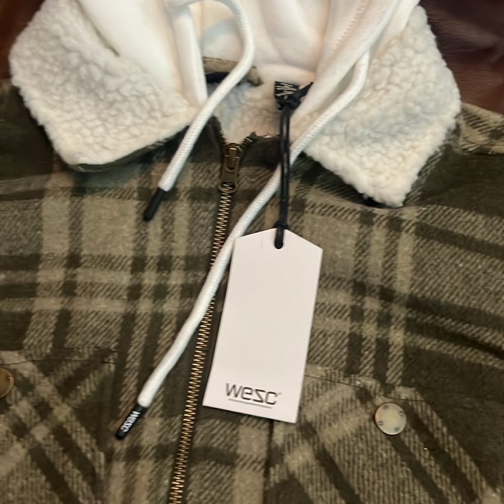 Jacket - Picture 4 of 11